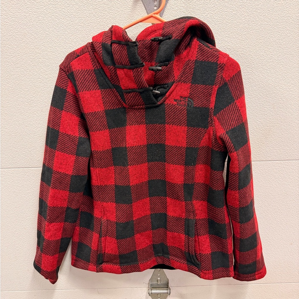The North Face Red & Black Plaid Hooded Fleece Pullover